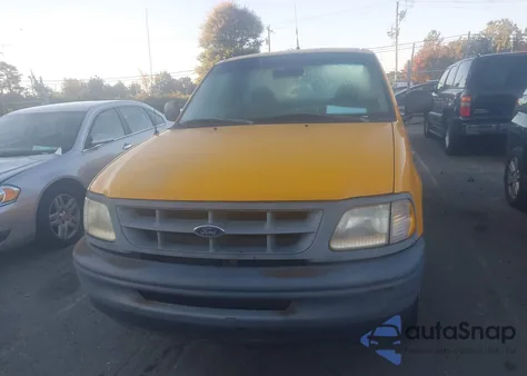 1998 Ford F-150 Lariat/Standard/Xl/Xlt из США, поврежденный, VIN 1FTRF17W0WKB40813